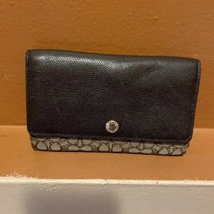 Coach wallet (shoulder strap missing)